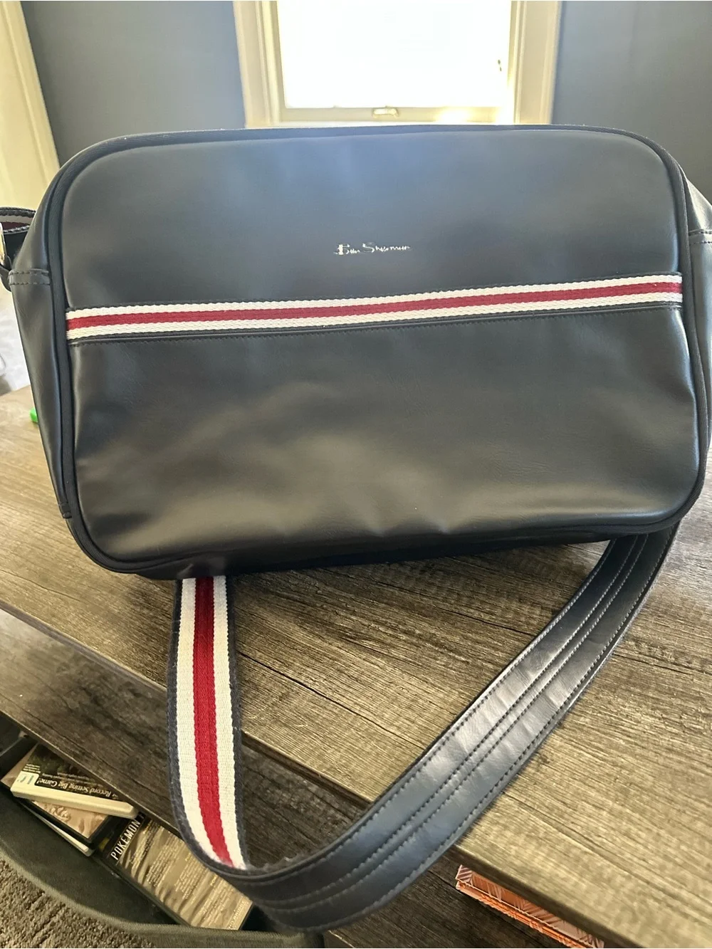 ✈️ Ben Sherman Iconic Navy Messenger Bag